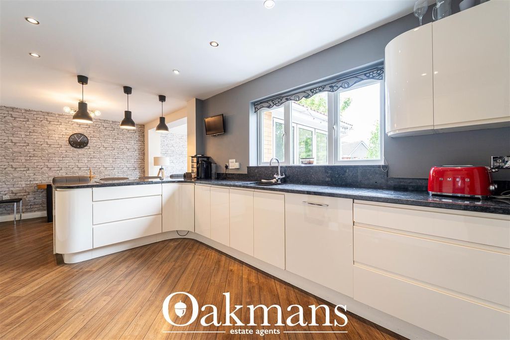 Property photo 3 of 25 Dom00602.Jpg