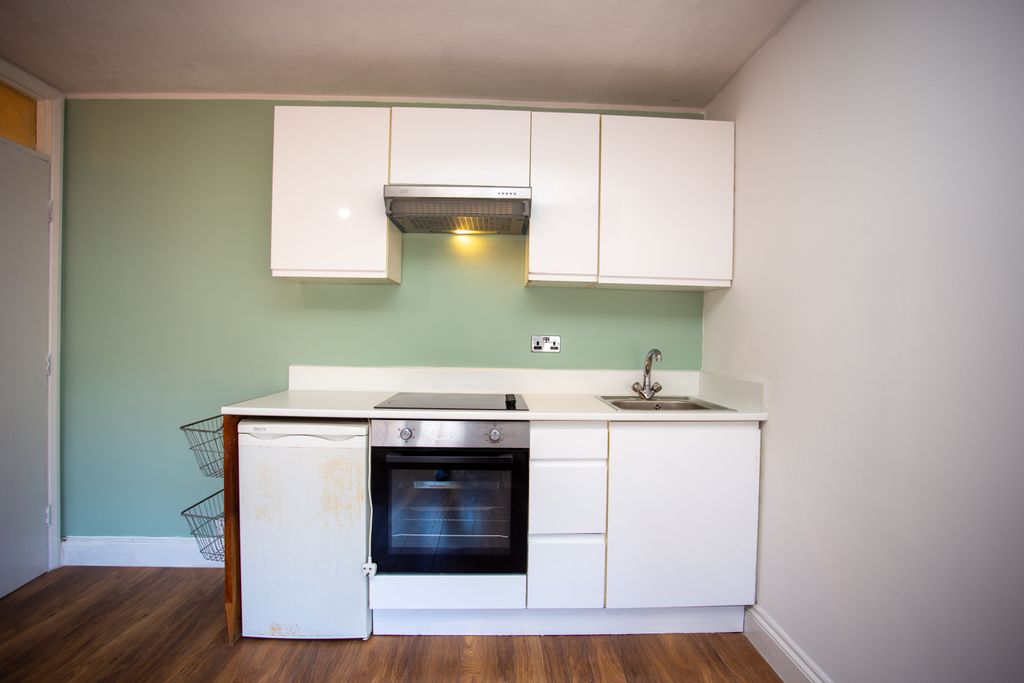 Property photo 3 of 7 Img_6442