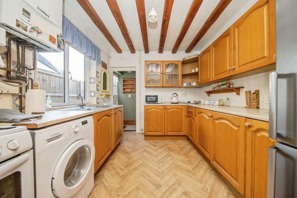 Property photo 3 of 16