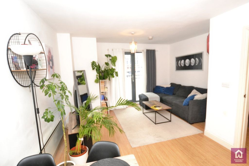 Property photo 3 of 10 Picture No. 17