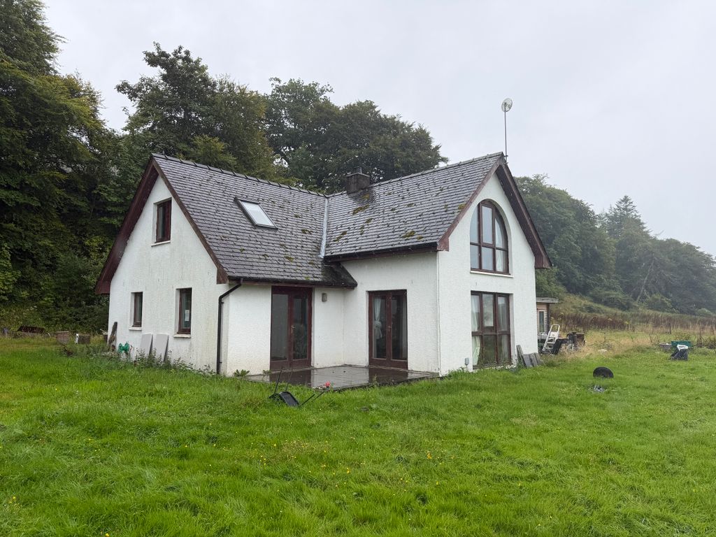 Property photo 2 of 7 2