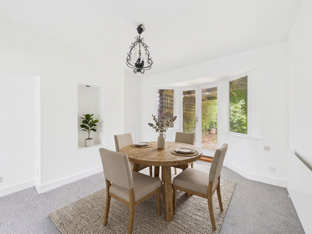 Property photo 3 of 12 Dining Area (Virtually Furnished)
