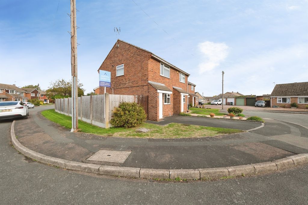 Property photo 2 of 16