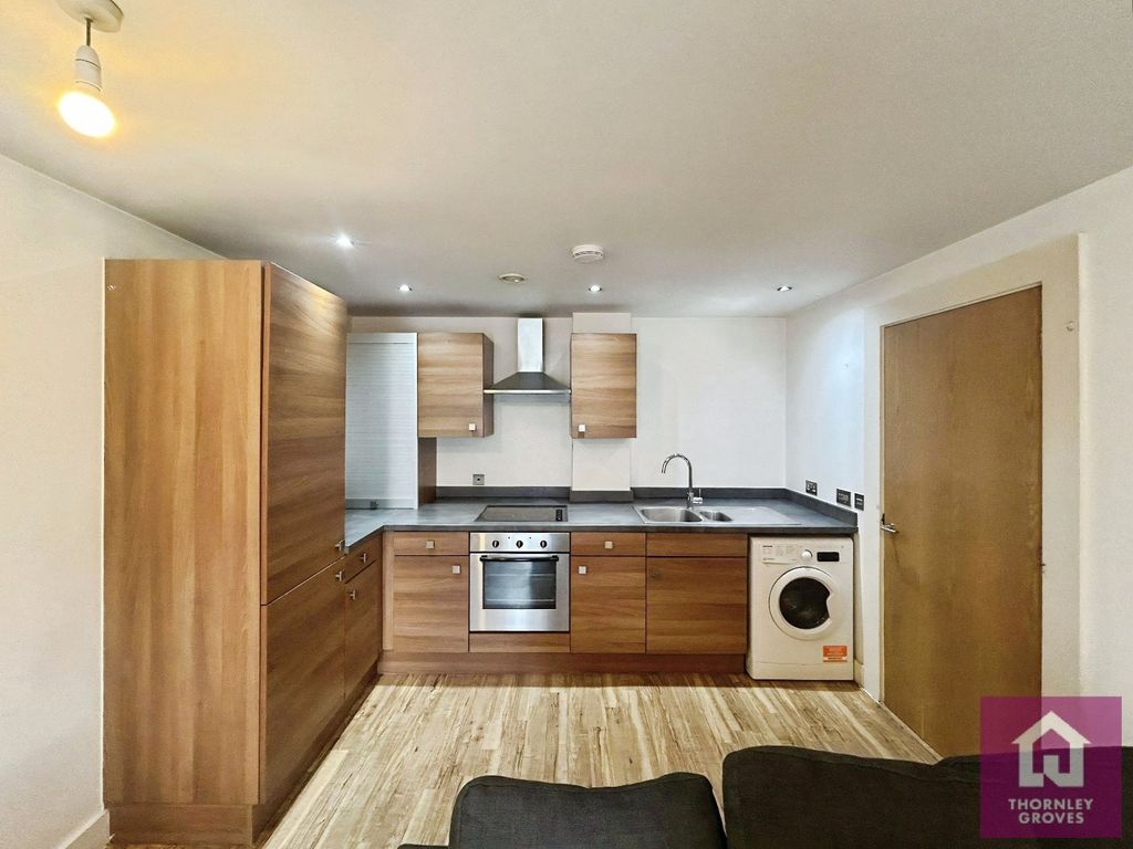 Additional image 5 of 2 bed flat for saleFresh, Salford, Manchester City Centre M3