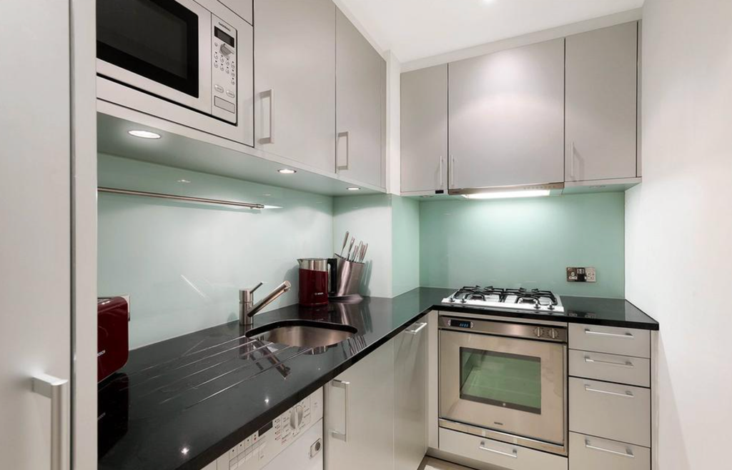 Property photo 2 of 14