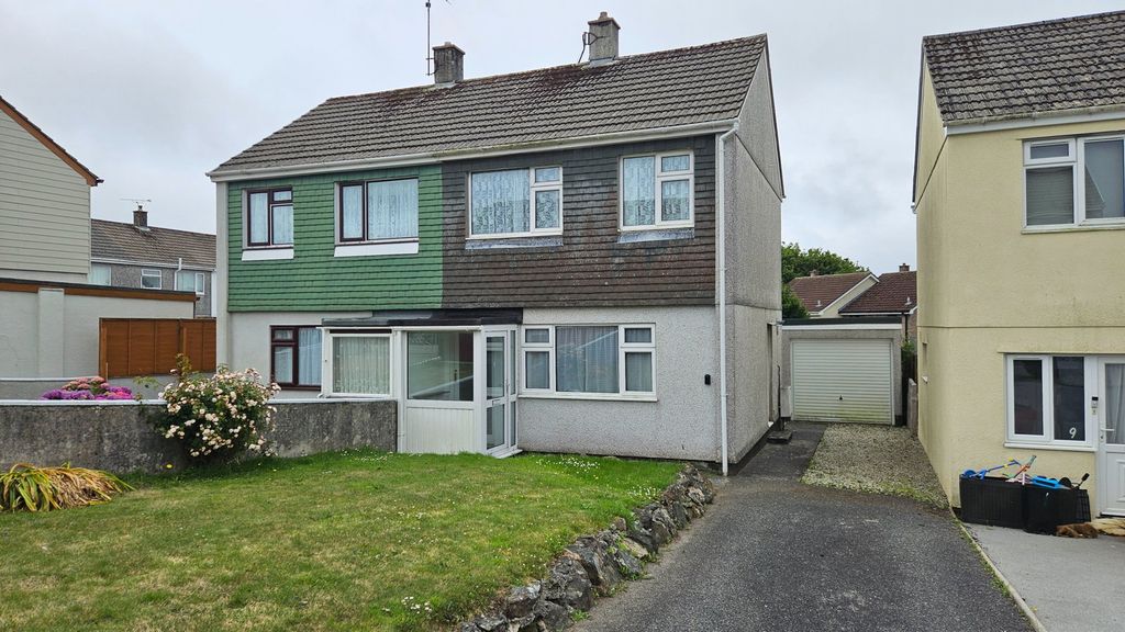 Property photo 1 of 12