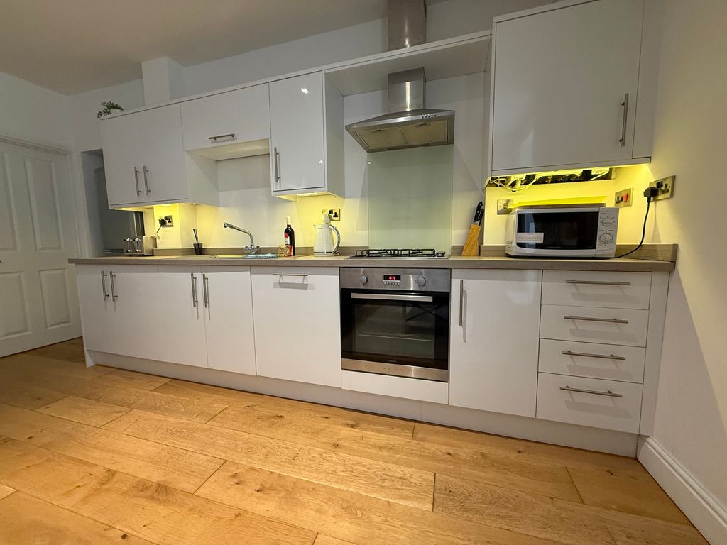 Property photo 3 of 15 Photograph