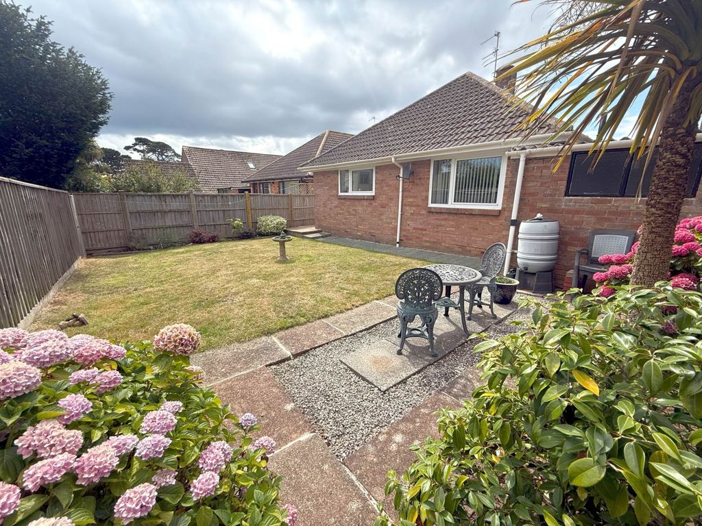Property photo 3 of 13
