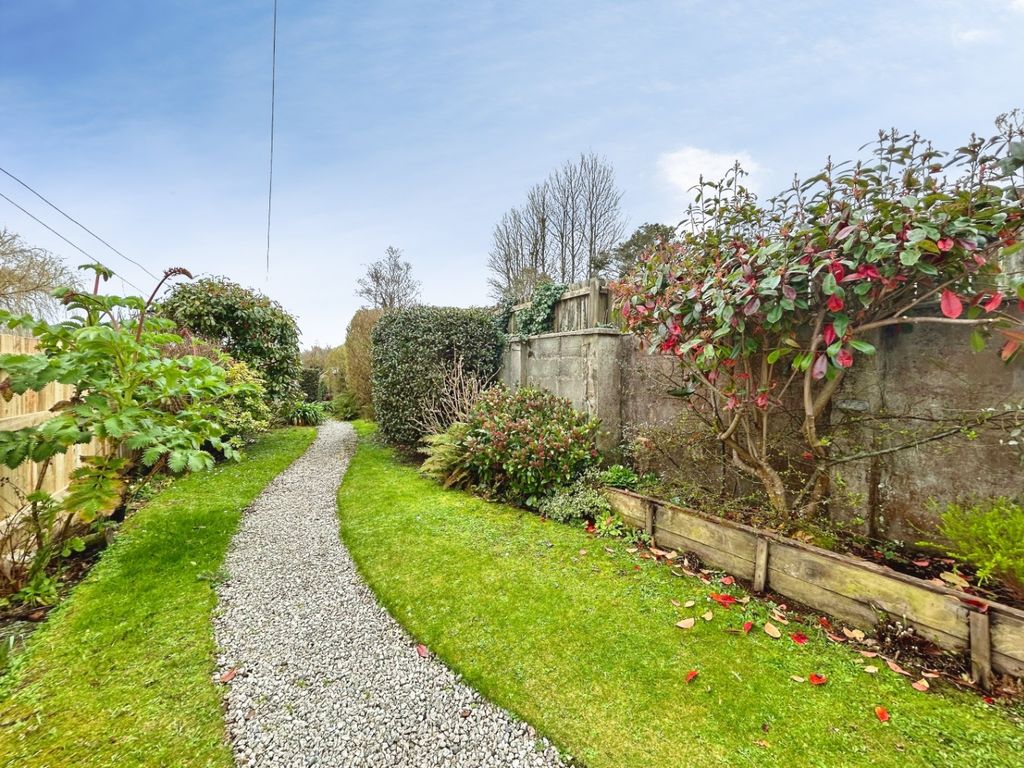 Property photo 3 of 24 4882897