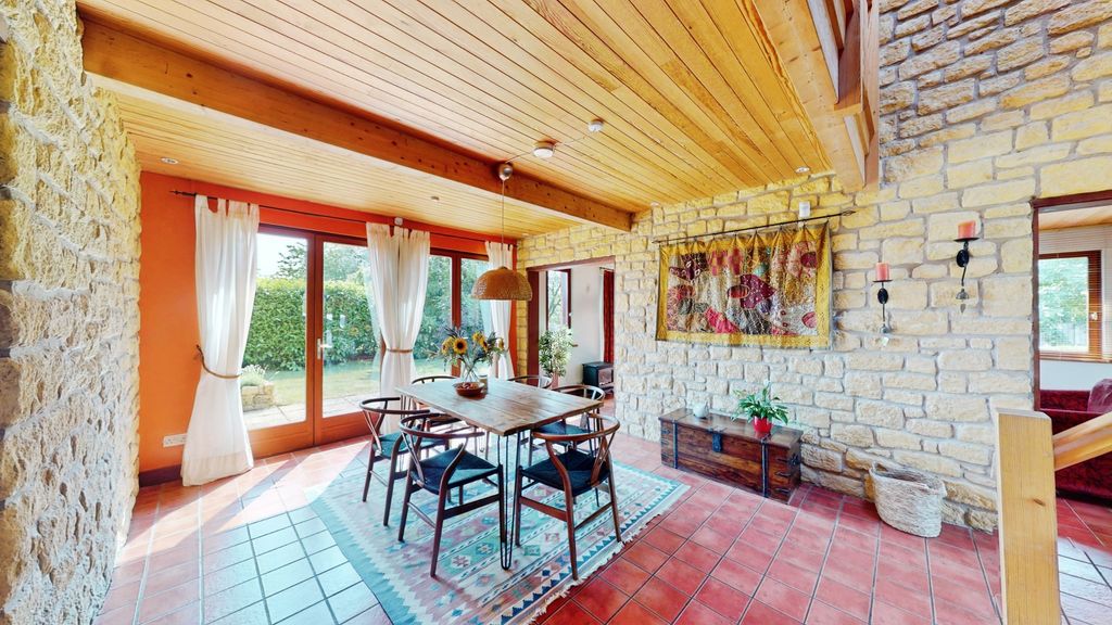 Property photo 2 of 30 8Fa5794F-Haven-06192023_131710