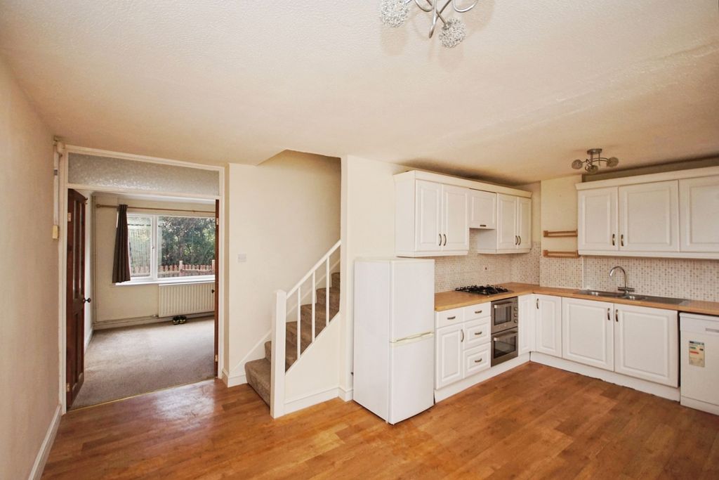 Property photo 2 of 17 Photo