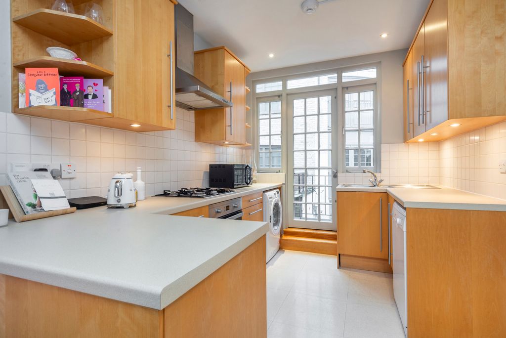 Property photo 3 of 7