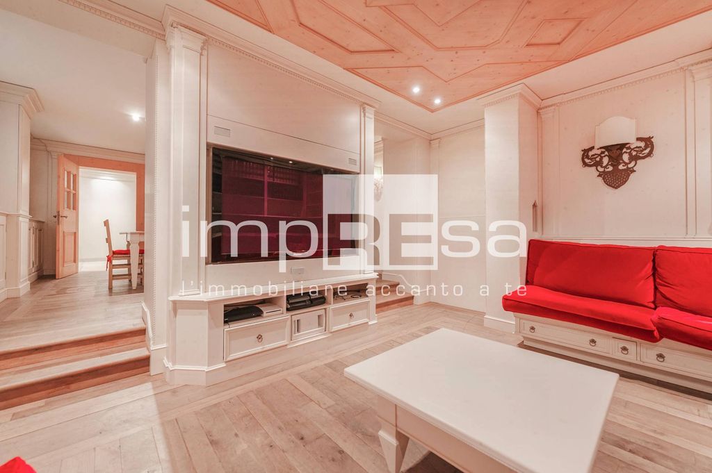 Property photo 2 of 48