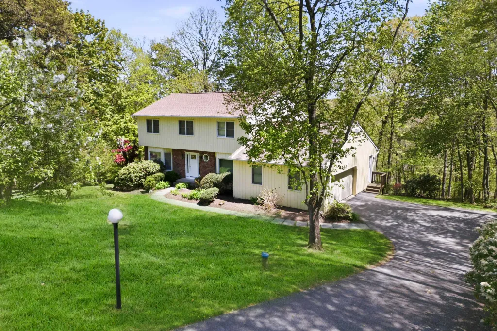 Property photo 2 of 27 <Alttext/>