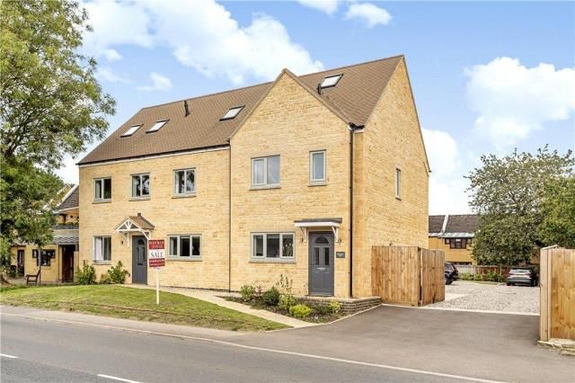 Property photo 1 of 12 External View