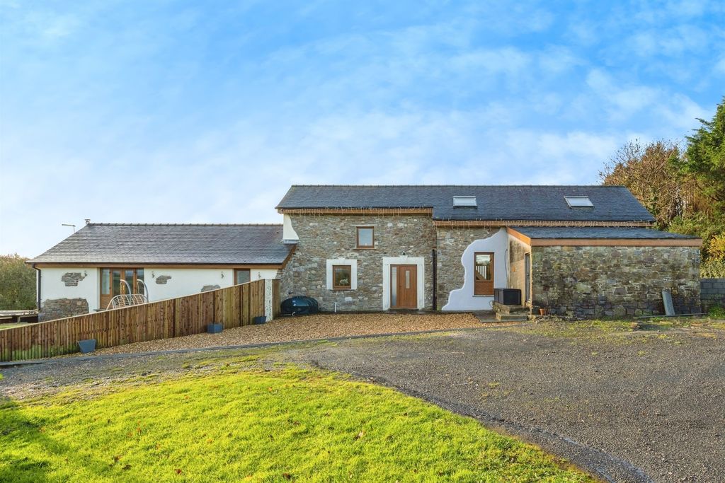 Property photo 1 of 23