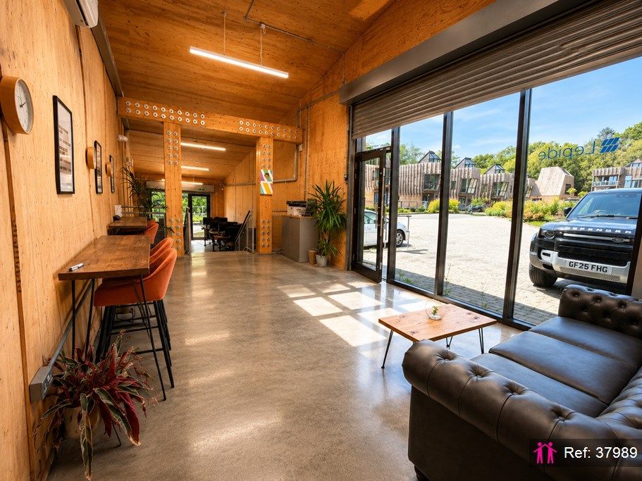Property photo 1 of 3