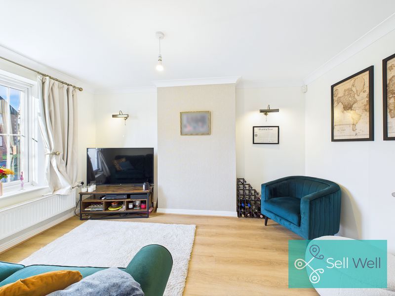 Property photo 2 of 29 Lounge