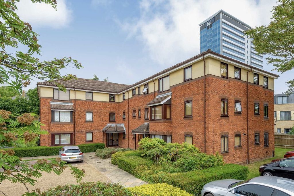 Property photo 1 of 5