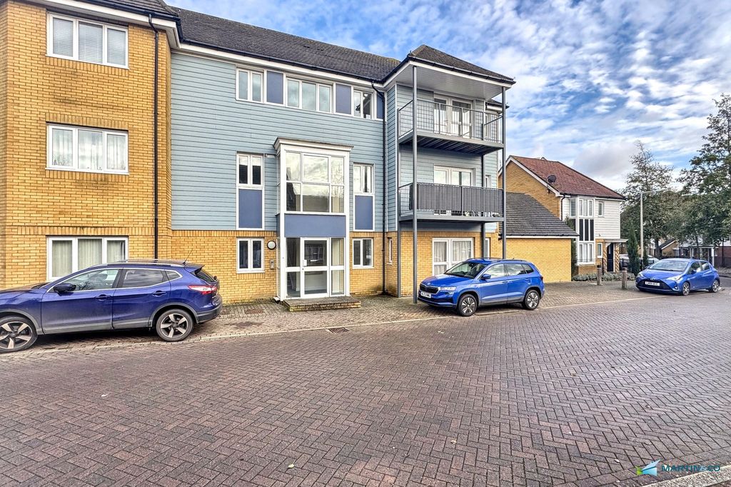 Property photo 1 of 8 Img_3431