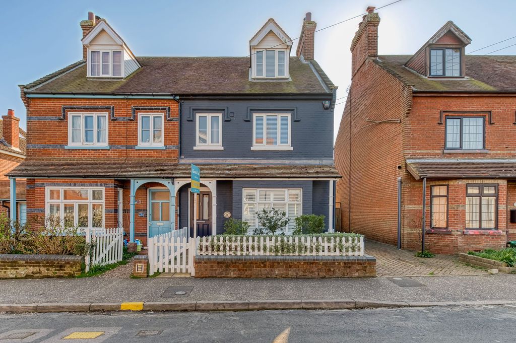 Property photo 1 of 27