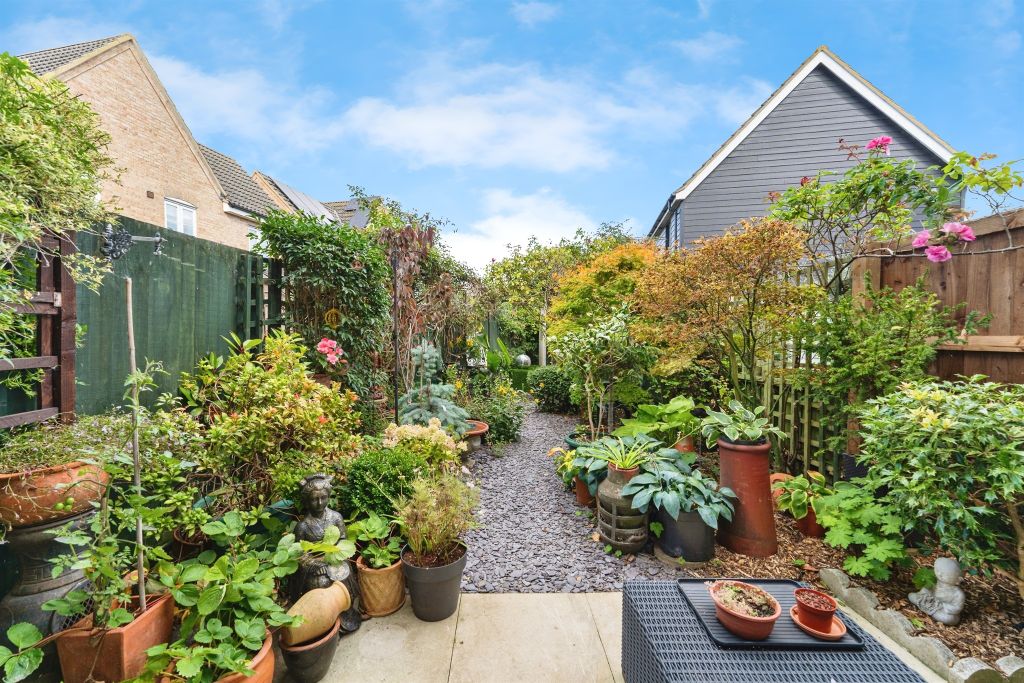 Property photo 2 of 16