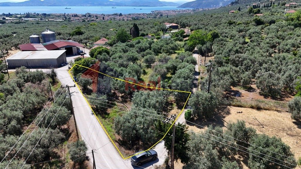 Property photo 1 of 21