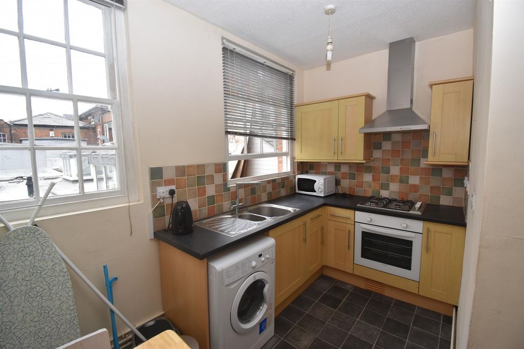 Property photo 2 of 5