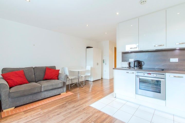 Property photo 2 of 10