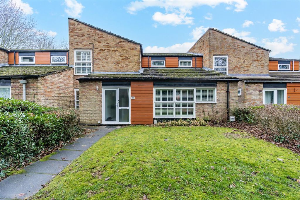 Property photo 1 of 18 Front