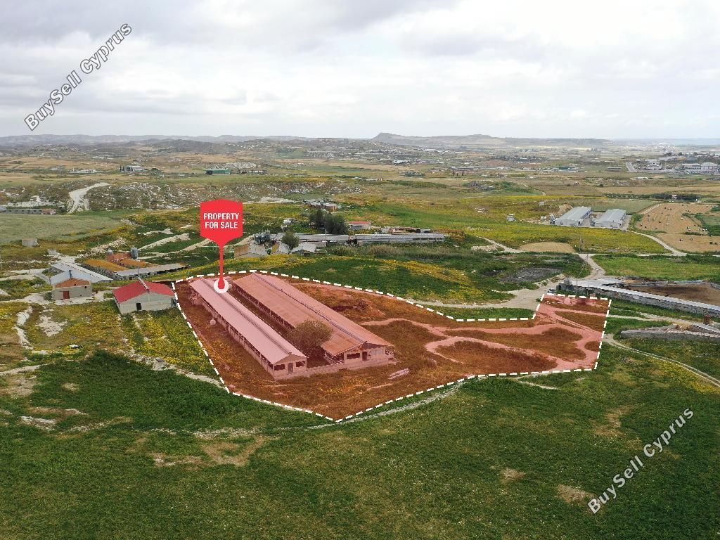 Property photo 1 of 9