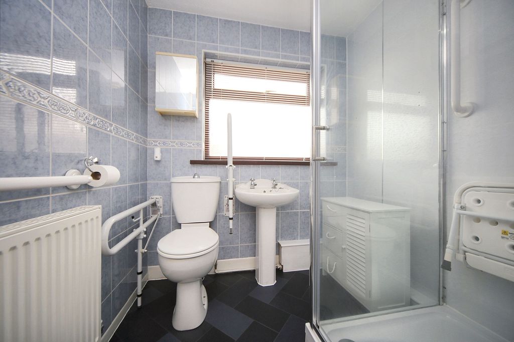 Property photo 2 of 19