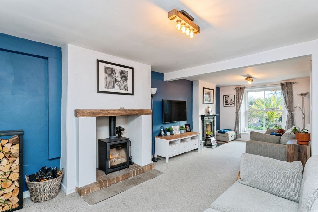 Property photo 3 of 29 Pbox-Img.Jpg