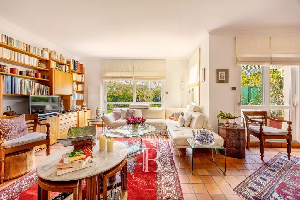 Property photo 3 of 14