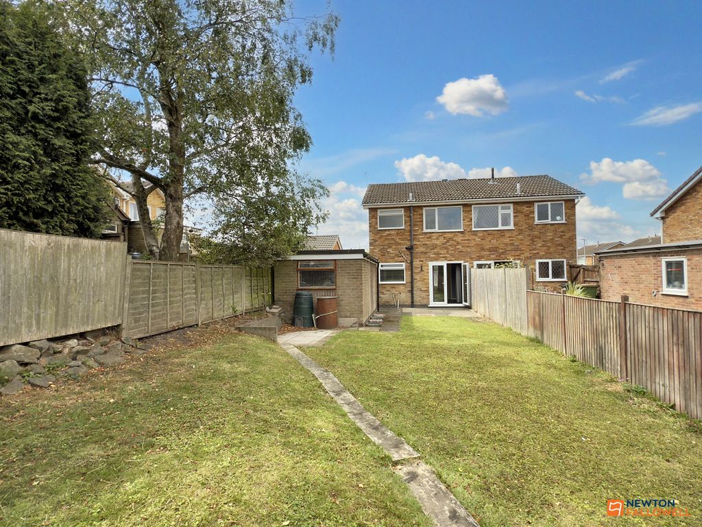 Property photo 2 of 19