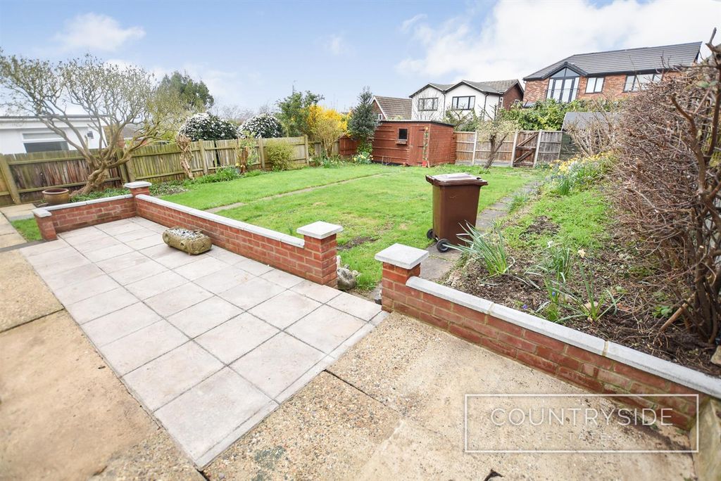 Property photo 2 of 14 Rear Garden