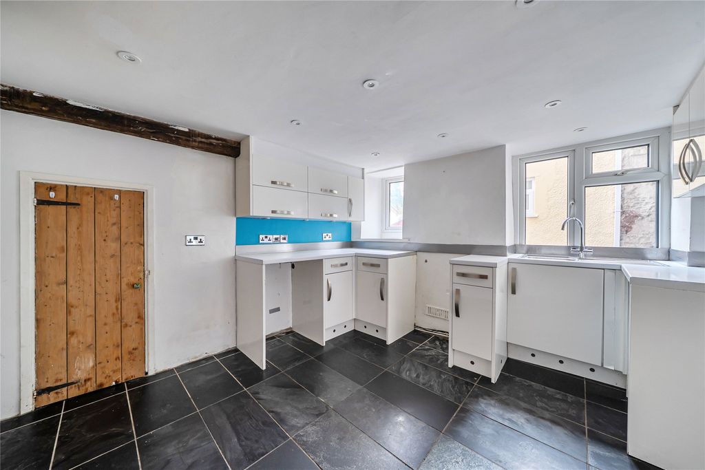 Property photo 3 of 16 Picture No. 07