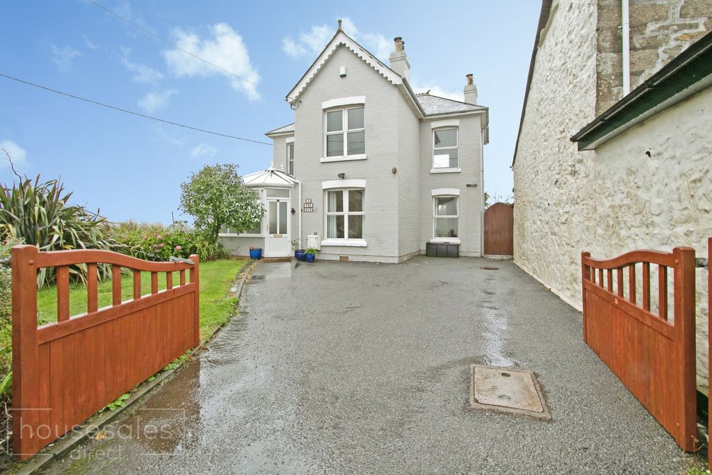 Property photo 1 of 12