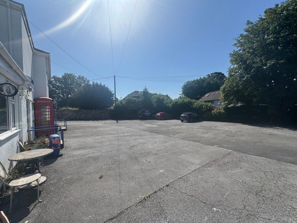 Property photo 3 of 13 Car Park