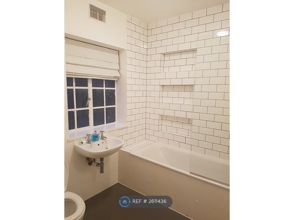 Property photo 3 of 8 Bathroom