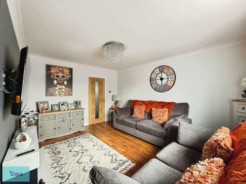 Property photo 3 of 16 Temp_File_1773433679694