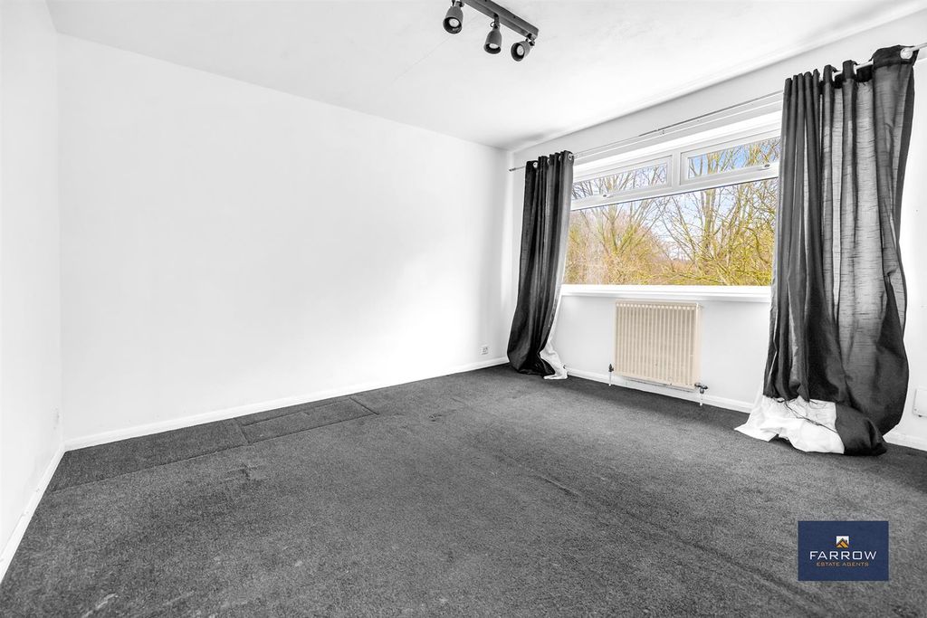 Additional image 10 of 3 bed semi-detached house for saleSt. Nicholas Drive, Grimsby DN37