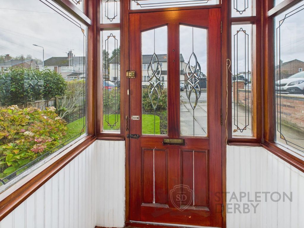 Property photo 2 of 22 Cam04720G0-Pr0148-Still001.Jpg