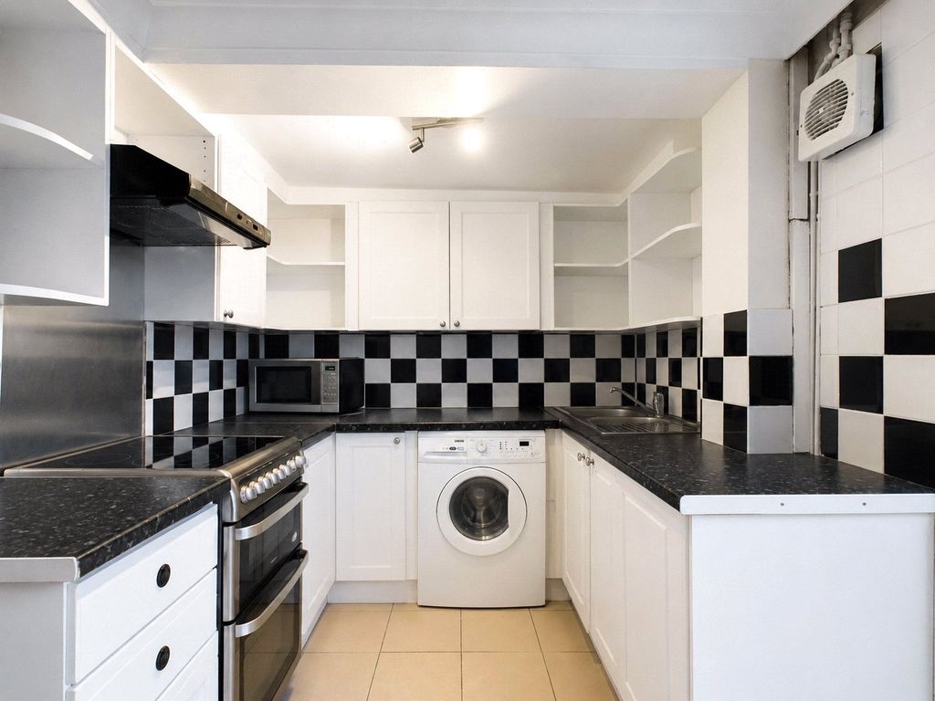 Property photo 1 of 16 House To Rent