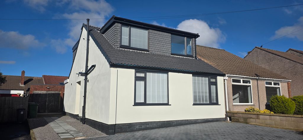 Property photo 1 of 12 Front