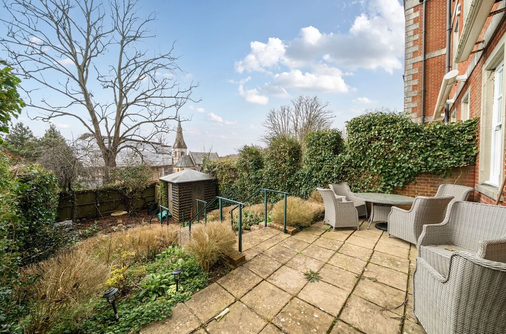 Additional image 8 of 4 bed parking/garage to rentPeninsula Square, Winchester, Hampshire SO23