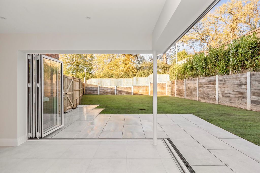 Property photo 2 of 7 Image