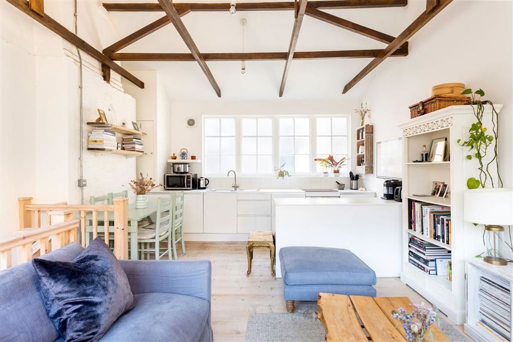 Property photo 3 of 7