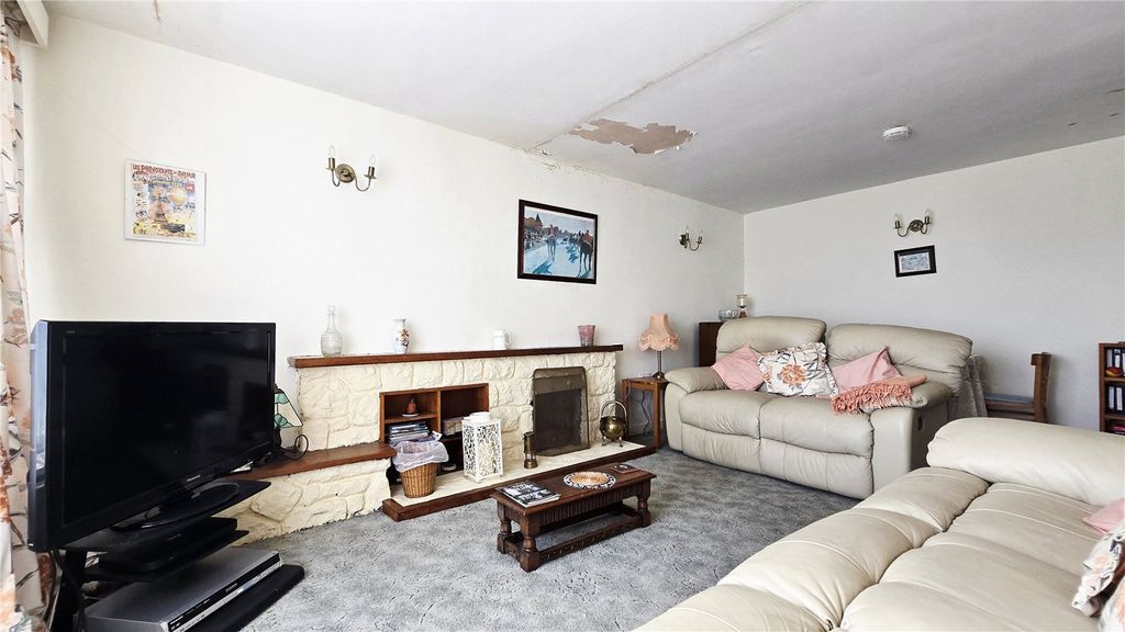 Property photo 3 of 14 Picture No. 35