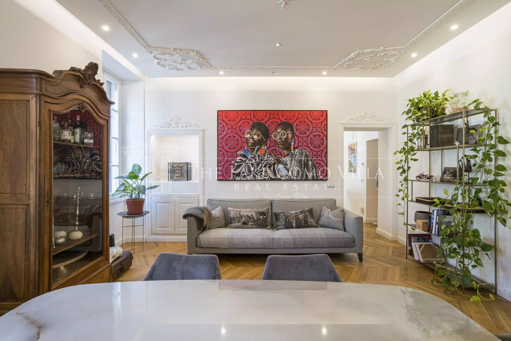 Property photo 1 of 19 The Lake Como Villa- Via Volta 57 Appartamento